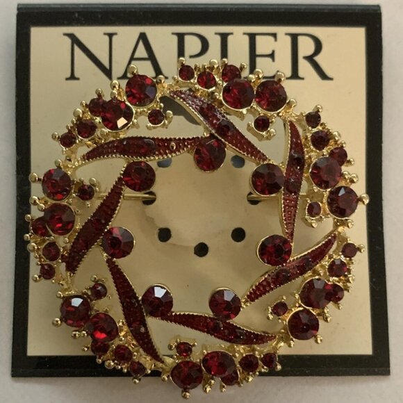 NAPIER Holiday Christmas Wreath Gold Ruby Red Crystal Brooch Pin**NEW! - Picture 3 of 3